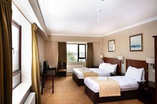 Отель Lawlors Hotel Дангарван Двухместный номер с 2 отдельными кроватями-1
