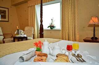 Отель Lawlors Hotel Дангарван Двухместный номер с 2 отдельными кроватями-4